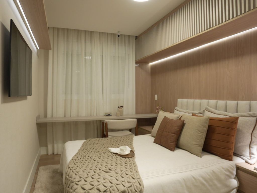 Registrar os ambientes com fotos pode parecer simples, mas faz toda a diferença. Ao visitar outros imóveis, você poderá comparar melhor os detalhes e até se inspirar para decorar seu futuro lar. 