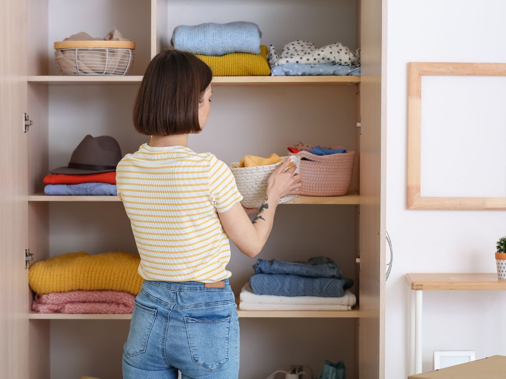 Com um olhar técnico e personalizado, o personal organizer é capaz de transformar qualquer ambiente, trazendo mais leveza, produtividade e funcionalidade à rotina dos clientes.